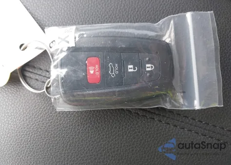 2025 Toyota Rav4 Xle Premium z USA, uszkodzony, nr VIN 2T3C1RFV1SC326956